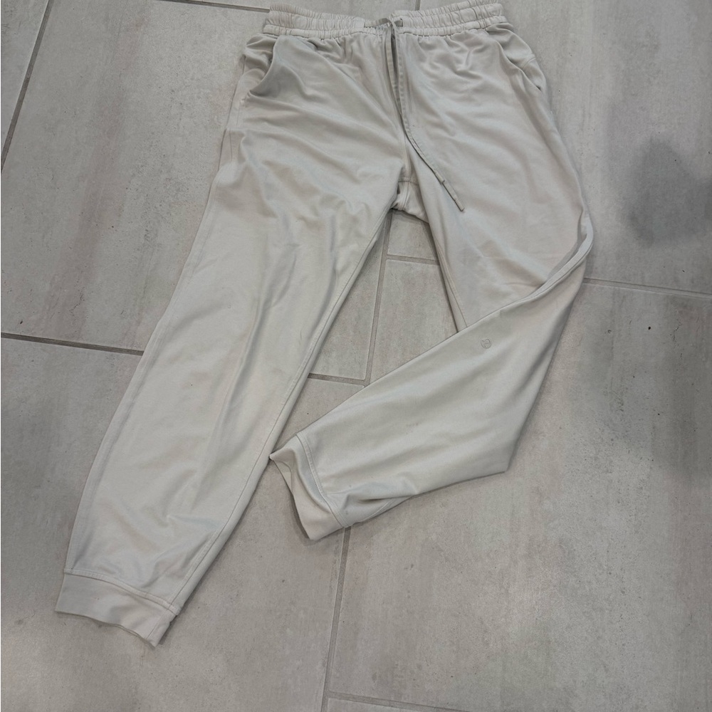 Luluemon Women’s Cream Jogger Pants